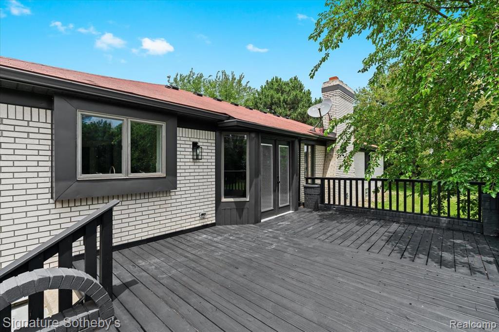 40526 Woodside Drive, Clinton Twp, MI 48038 — Photo 48