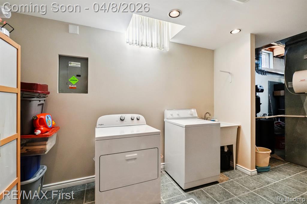 1200 Eagle Nest Drive, Rochester, MI 48306 — Photo 34