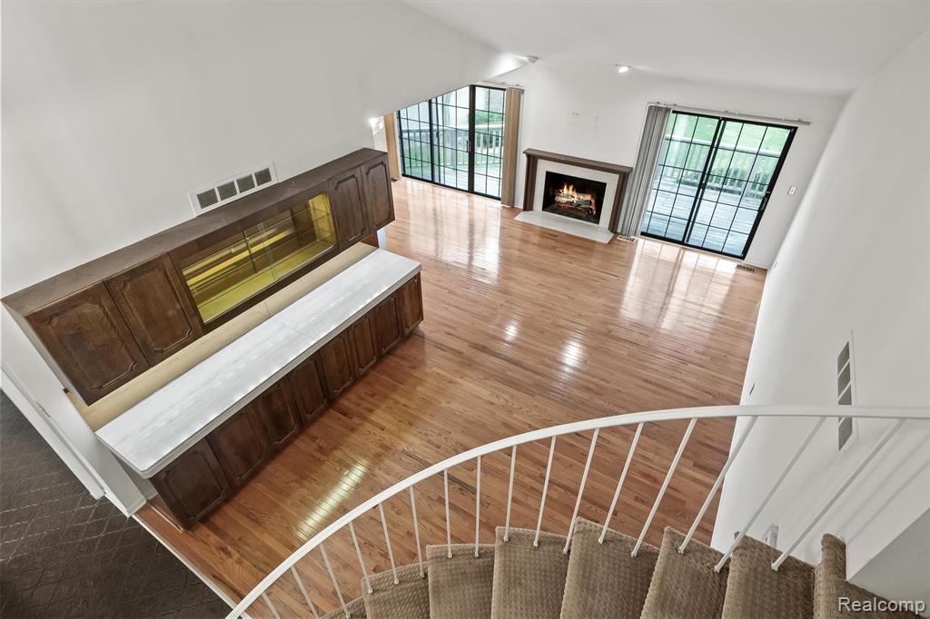 7208 Creeks Bend Drive, West Bloomfield, MI — Photo 21