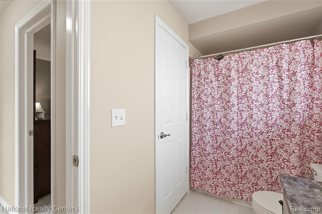 50049 Dove Lane, Chesterfield, MI — Photo 33