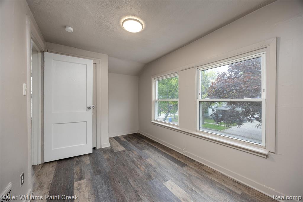 7275 Orchard Avenue, Warren, MI 48091 — Photo 16