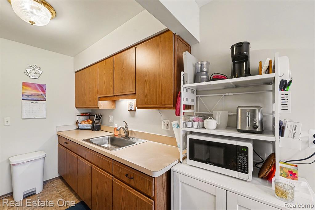9615 Cornell, Taylor, MI 48180 — Photo 12