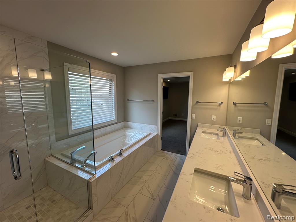 5121 Orchard Crest Drive, Troy, MI 48085 — Photo 44