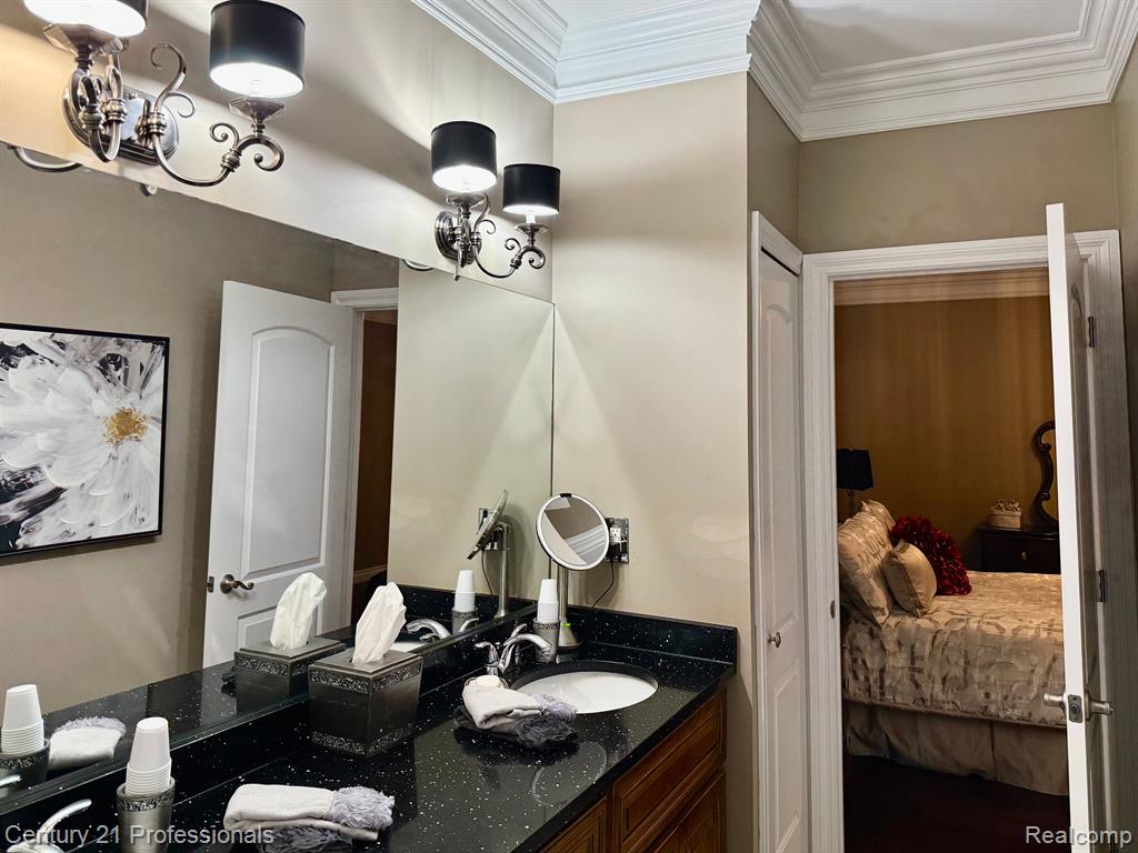 8814 PRESTWICK Lane, Washington, MI 48095 — Photo 21