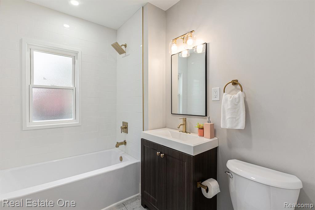 846 Flowerdale Street, Ferndale, MI 48220 — Photo 7