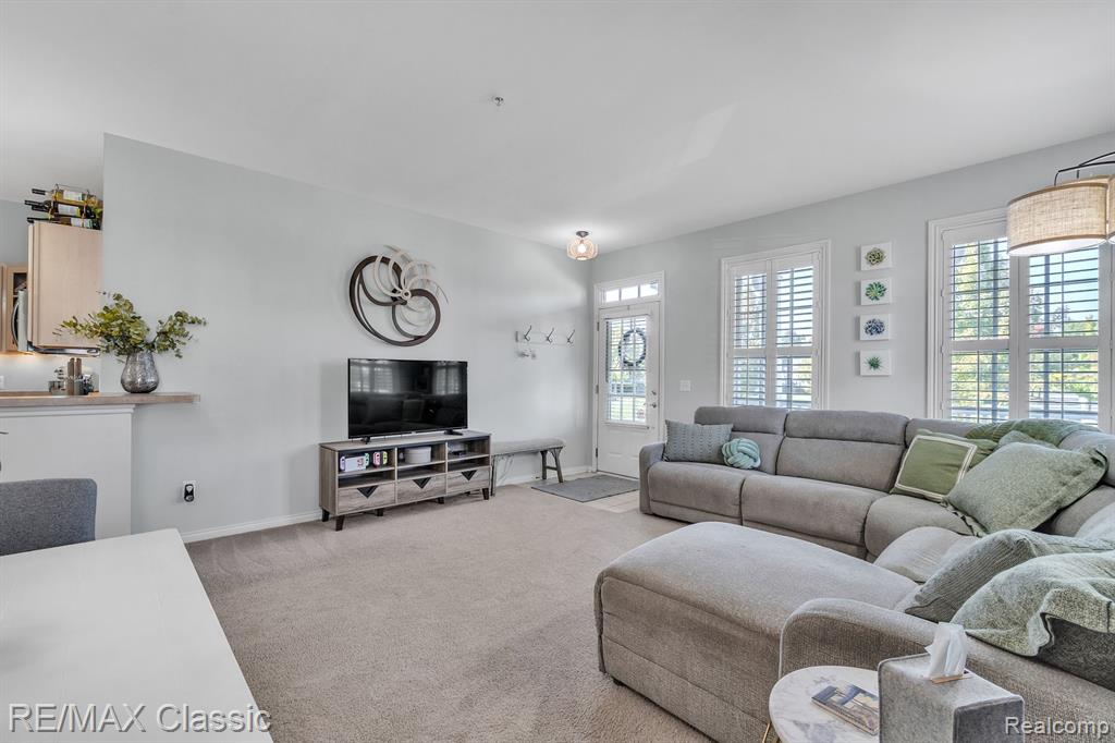 50403 MONROE Street, Canton, MI 48188 — Photo 7