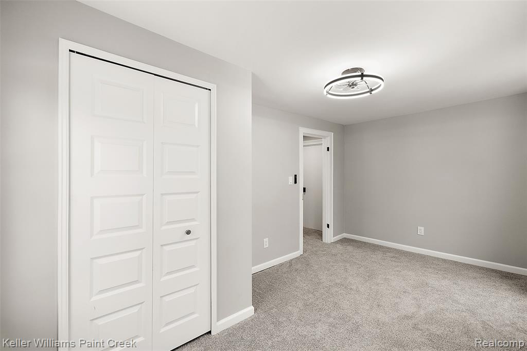 88 E Elmwood, Leonard, MI 48367 — Photo 37