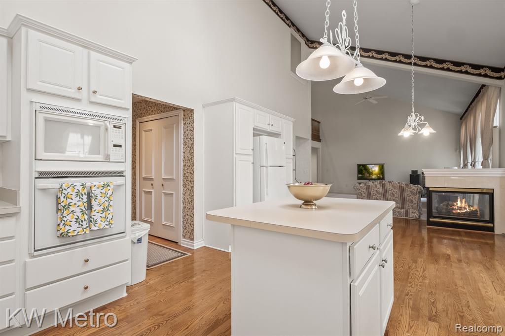 3953 Lake Forest Drive, Sterling Heights, MI 48314 — Photo 11