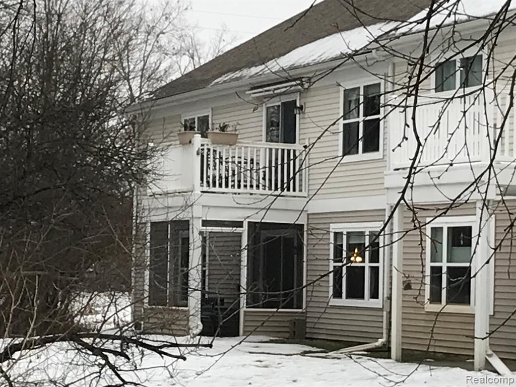 756 FIELDSTONE Circle W, Chelsea, MI 48118 — Photo 3