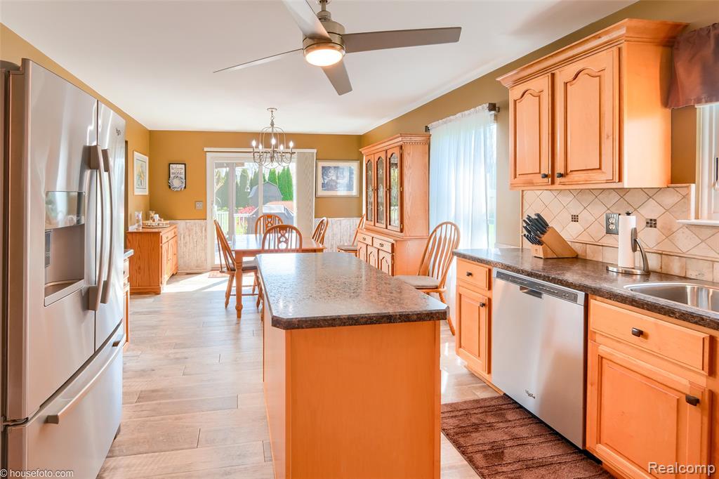 1447 Crystal Pond Drive, Davison, MI 48423 — Photo 26