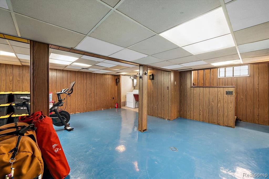 910 W Oakridge Street, Ferndale, MI 48220 — Photo 40