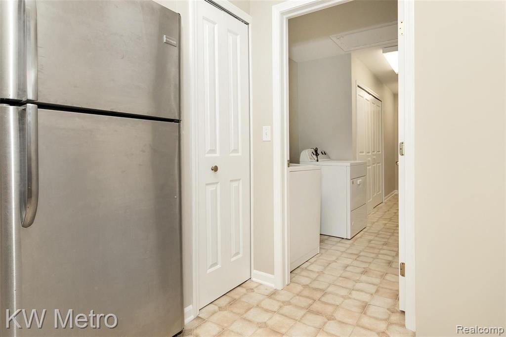 4121 Hampton Ridge Boulevard, Howell, MI 48843 — Photo 14