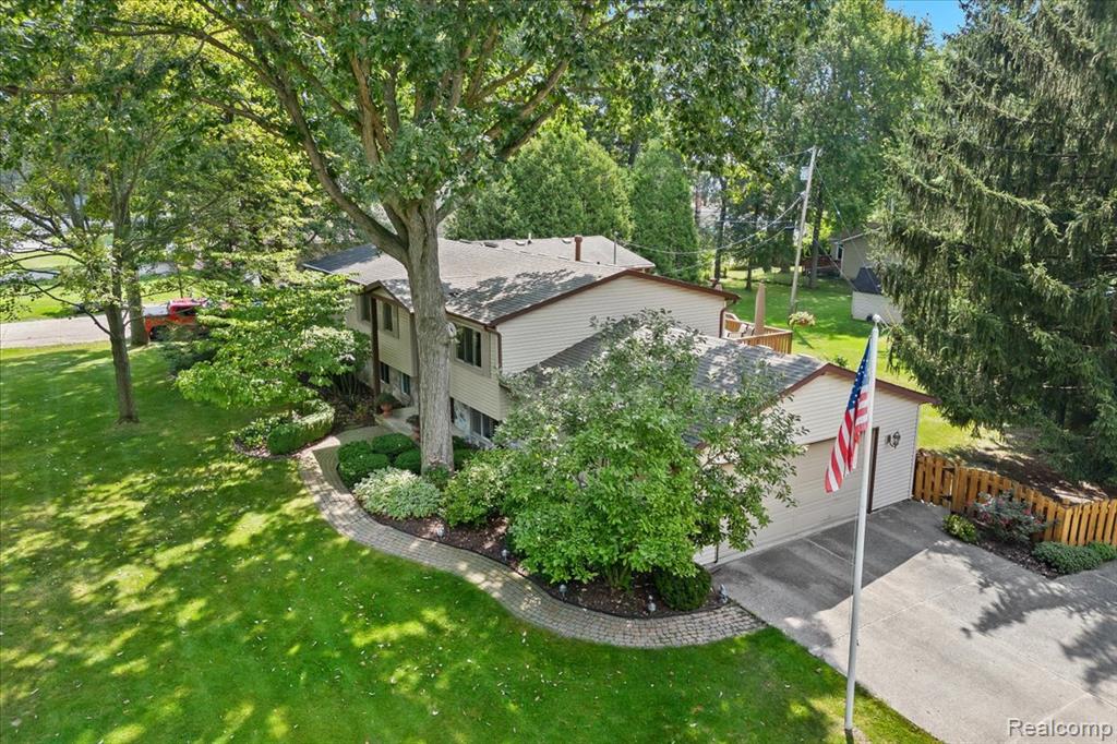 5375 Prentis Road, Waterford, MI 48327 — Photo 37