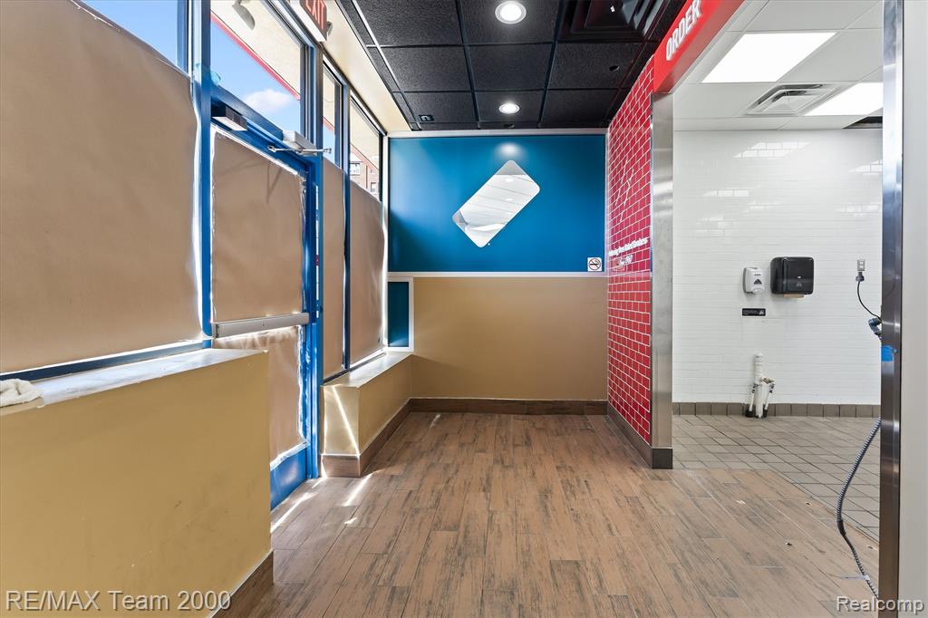 5564 Woodward Avenue, Detroit, MI 48202 — Photo 10