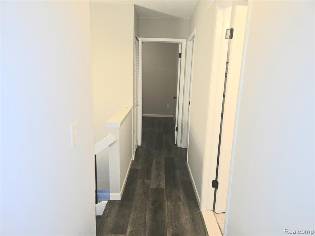 5156 Rock Run, West Bloomfield, MI — Photo 25