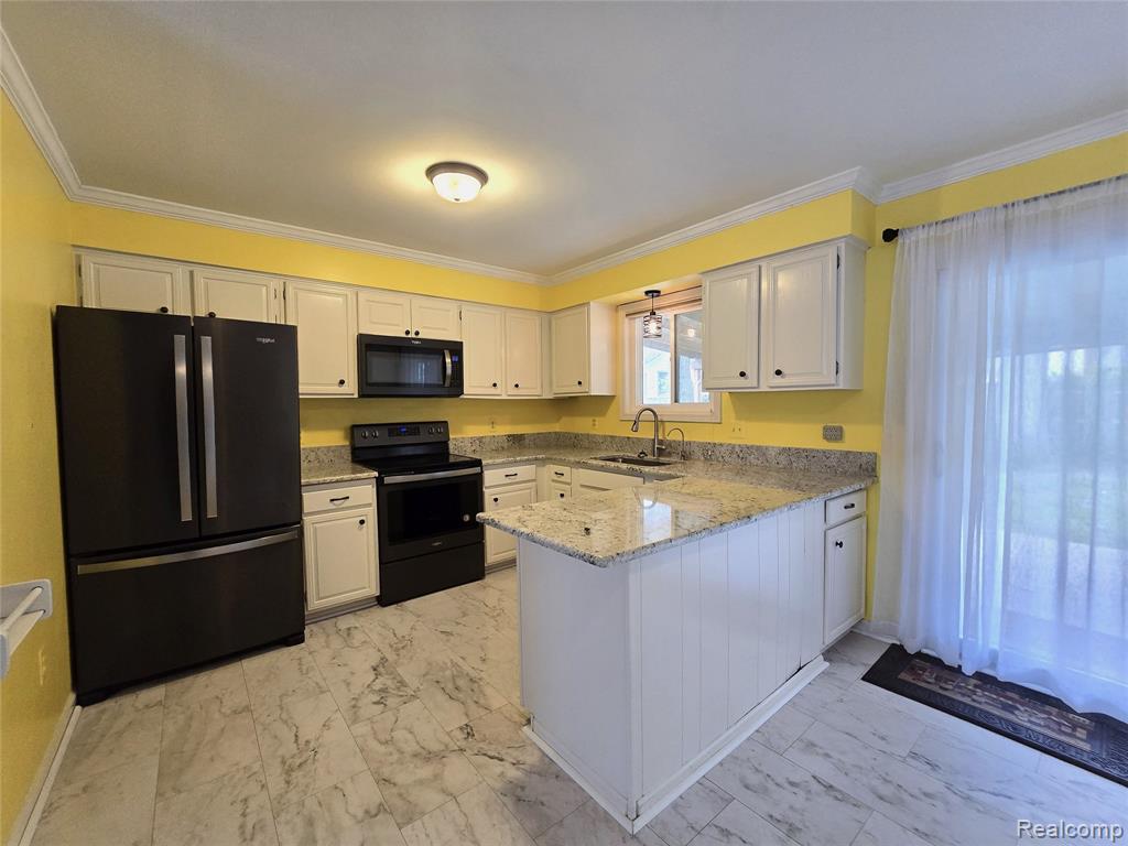 1855 Luneta Court, Commerce Twp, MI 48382 — Photo 7