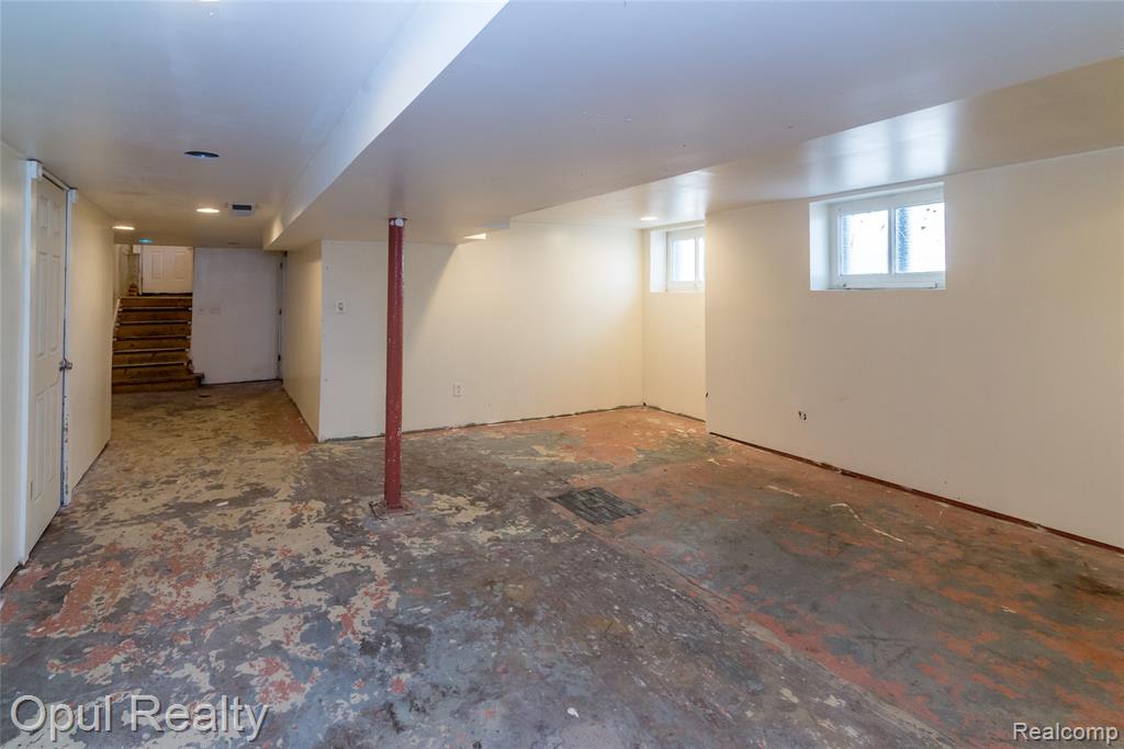 6361 Devereaux Street, Detroit, MI 48210 — Photo 29