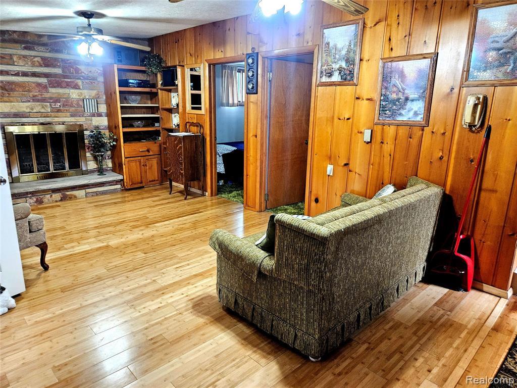 942 Pequot Lane, Hope, MI 48628 — Photo 14