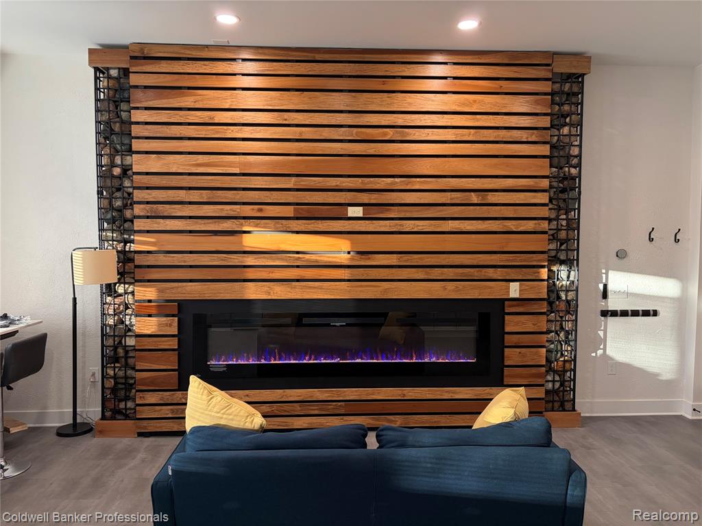 785 FOREST C#8 Street, Wyandotte, MI 48192 — Photo 8