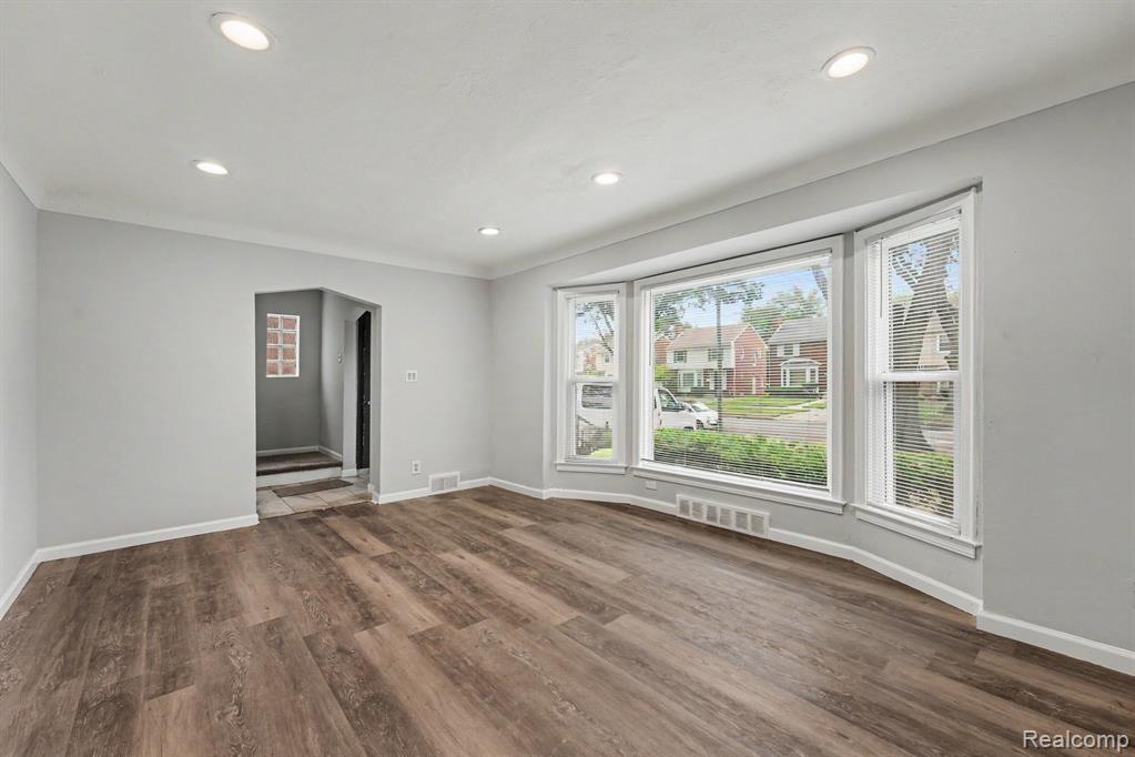 13960 Greenview Road - Photo 3
