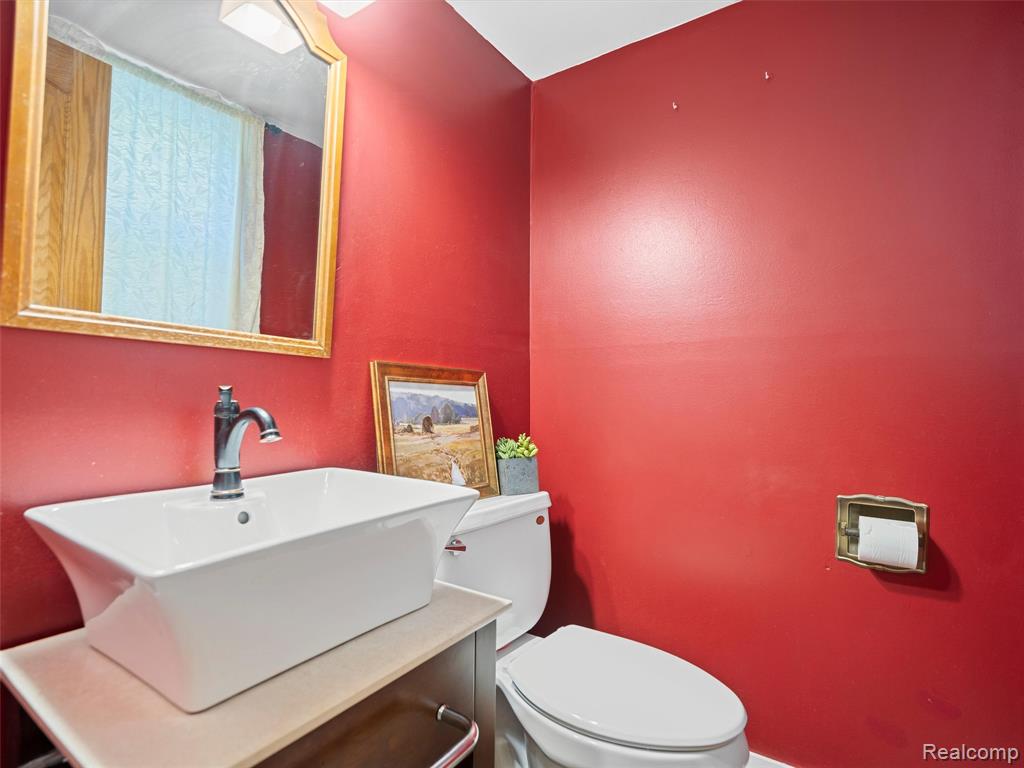 774 Southampton Court, Auburn Hills, MI 48326 — Photo 28