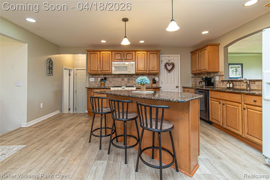 53075 Venus Drive, Shelby Twp, MI 48316 — Photo 11