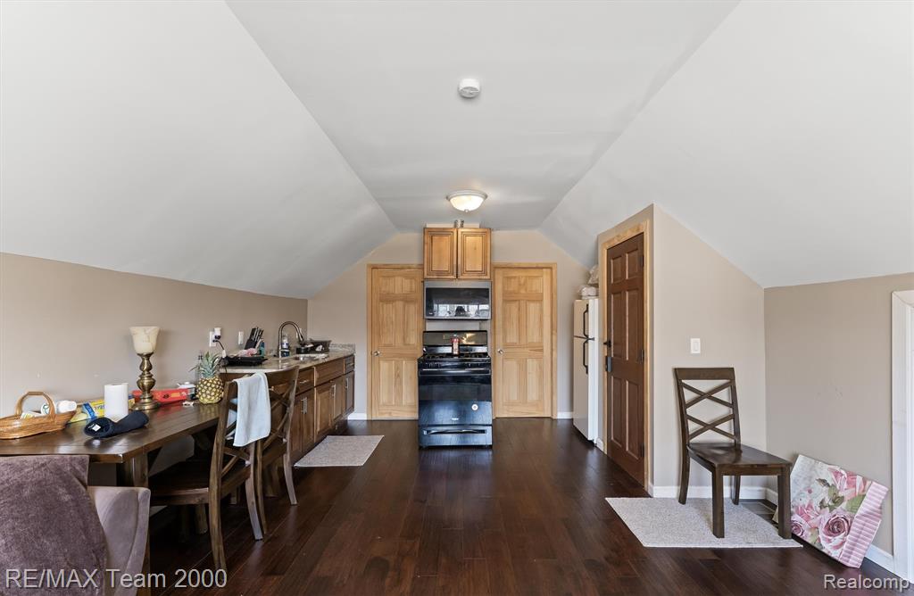 5734 N Gulley Road, Dearborn Heights, MI 48127 — Photo 12