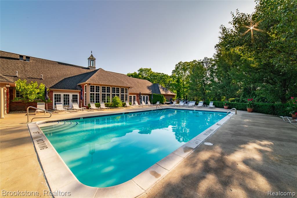5292 Brookemonte Circle, Rochester, MI 48306 — Photo 45