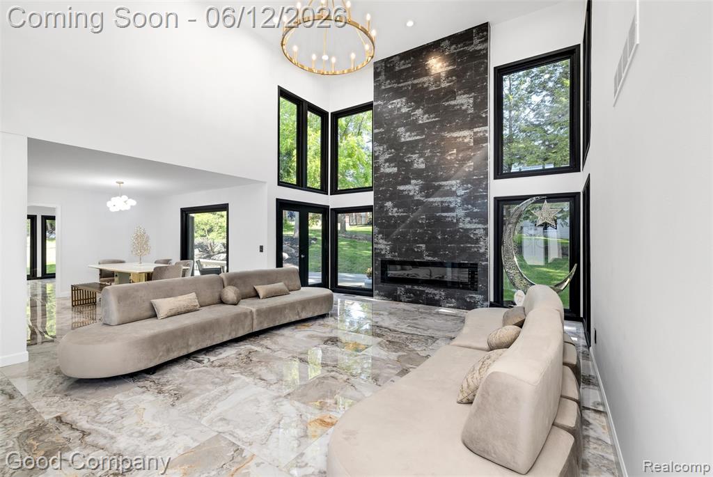 3176 Chambord Drive, West Bloomfield, MI 48323 — Photo 7