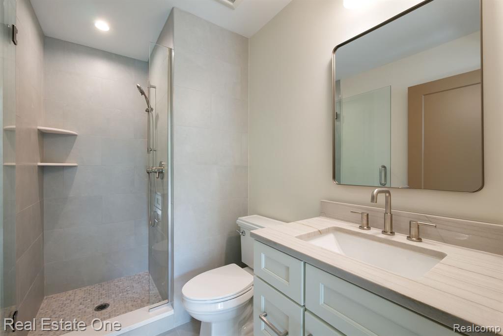 4016 W Webster Road, Royal Oak, MI 48073 — Photo 30