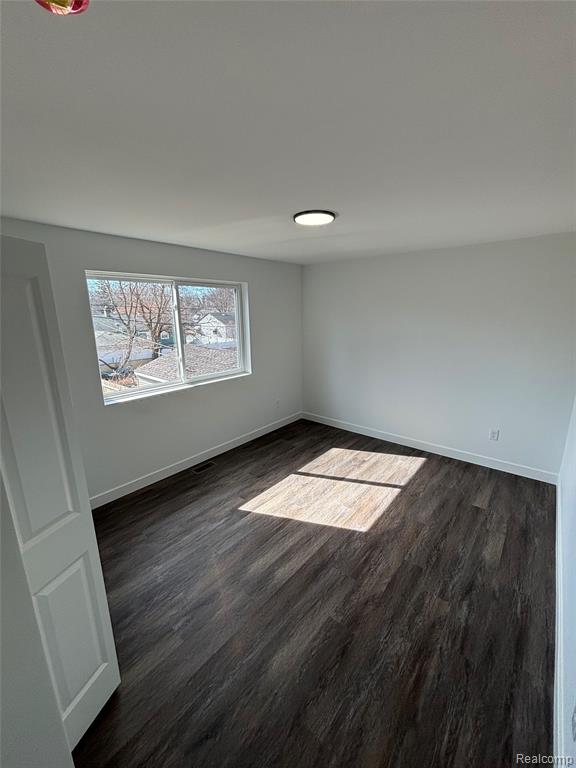 728 E Meyers Avenue, Hazel Park, MI 48030 — Photo 18