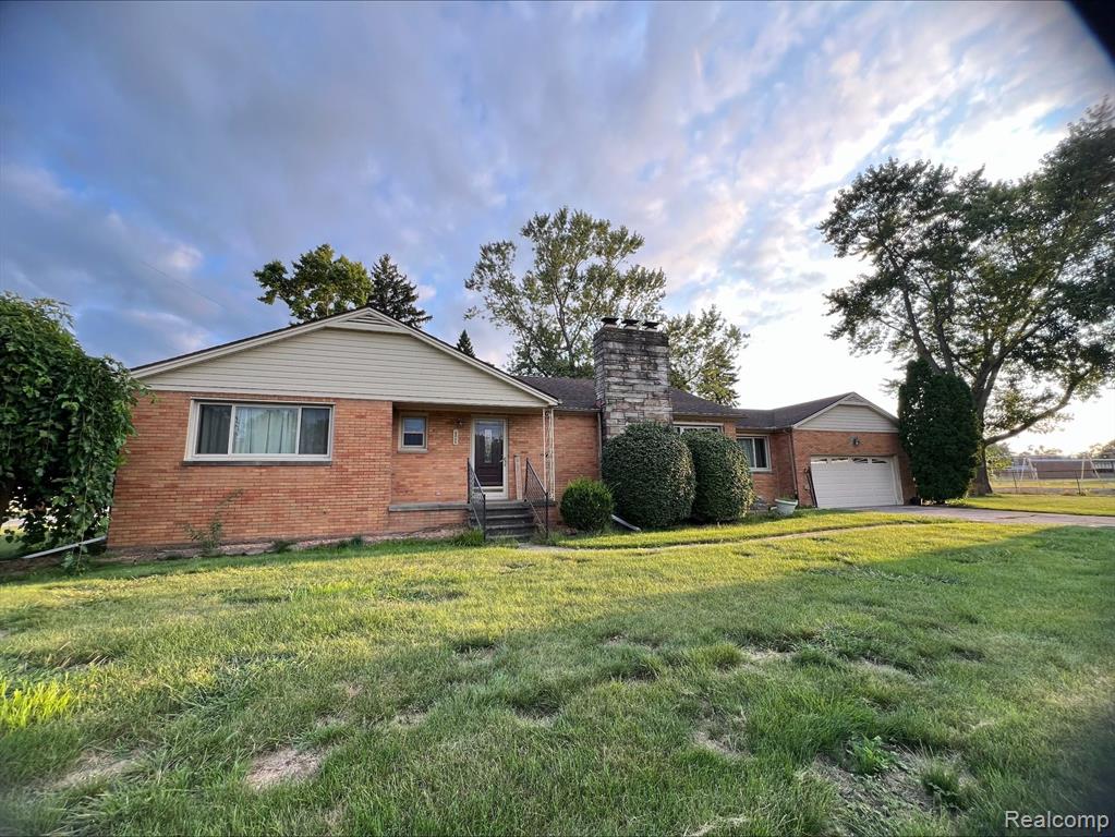 5009 W ALBAIN Road, Monroe, MI 48161 — Photo 2