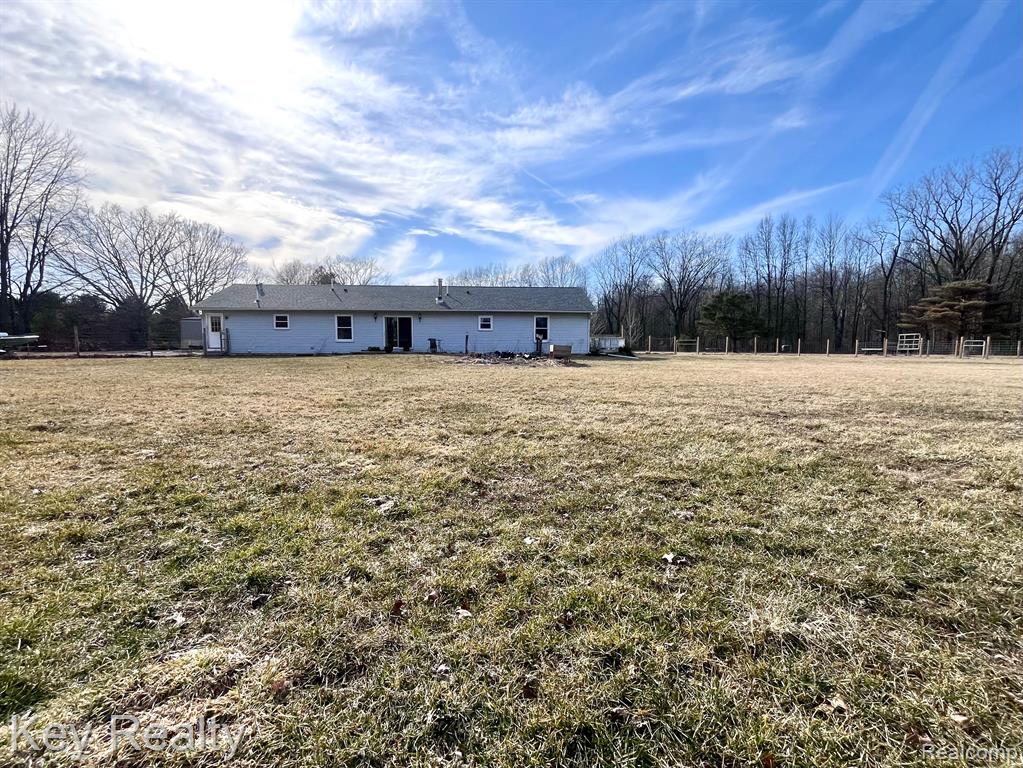 40030 WILLIS Road, Belleville, MI 48111 — Photo 7