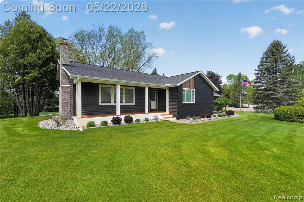 12192 Overlook Drive, Fenton, MI 48430 — Photo 2