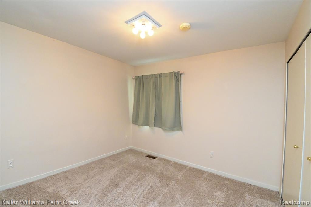 42571 Wimbleton Way, Novi, MI — Photo 41