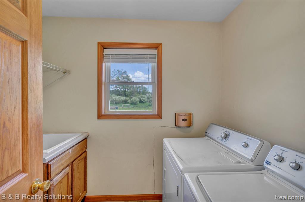 2864 N BLACKS CORNERS Road, Imlay City, MI 48444 — Photo 30