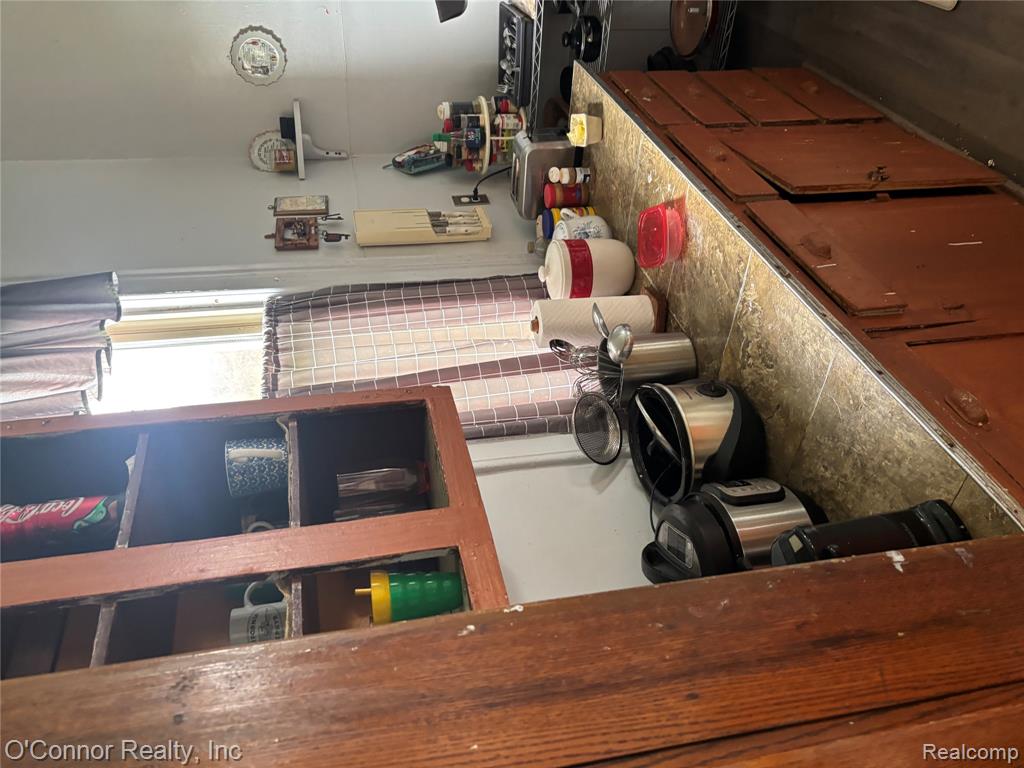 236 S Elizabeth Street, Marine, MI — Photo 10