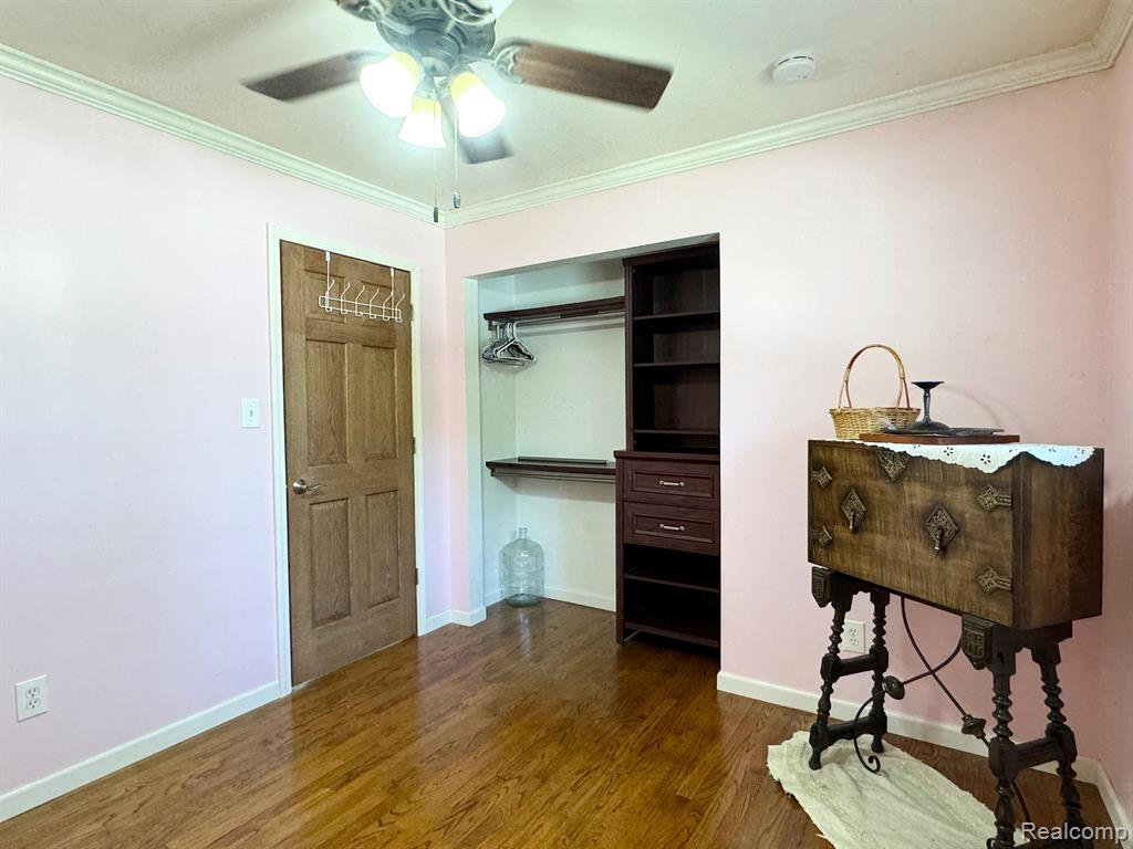8126 Mills Street, Taylor, MI 48180 — Photo 32