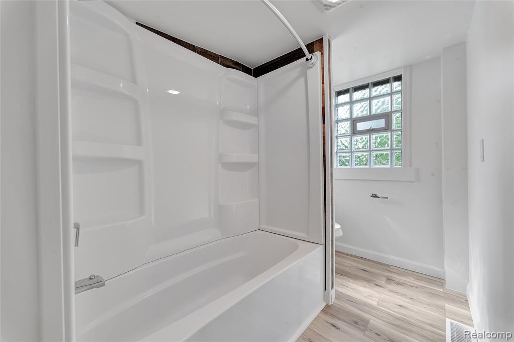 20885 Westview Avenue, Ferndale, MI 48220 — Photo 31