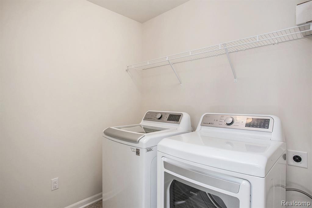 43493 Chancellor Lane, Novi, MI — Photo 12