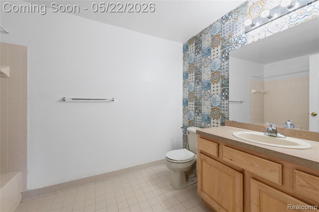 16836 Dover Drive, Northville, MI 48168 — Photo 23