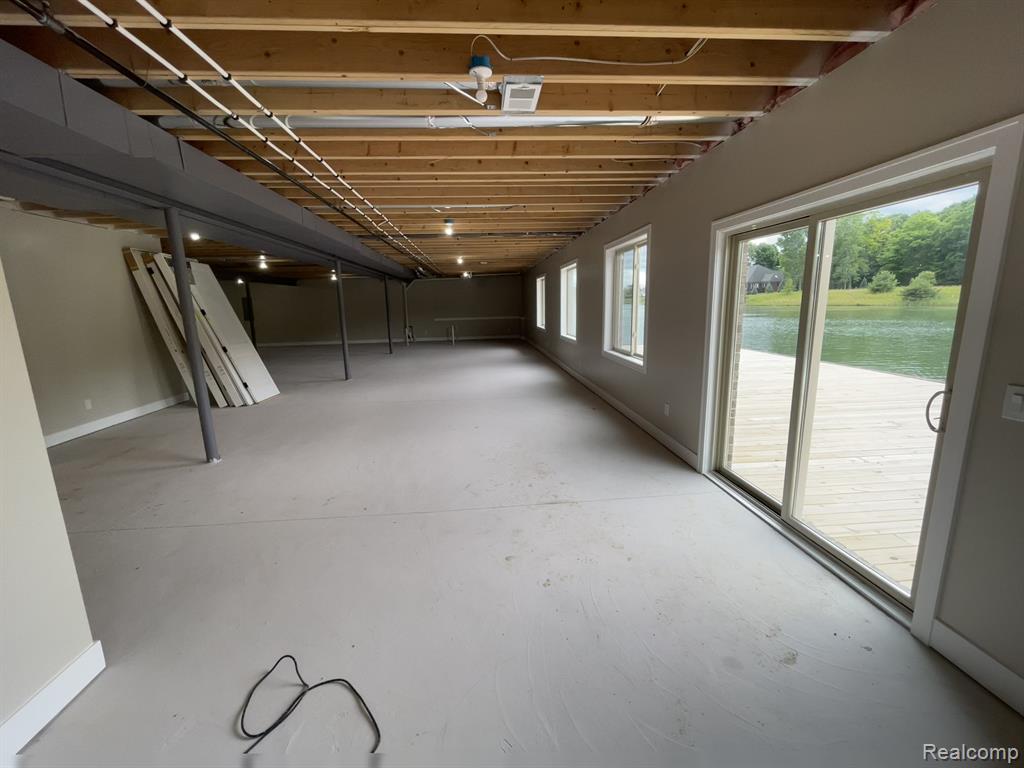 68651 Lake Angela Pointe, Richmond, MI 48062 — Photo 33