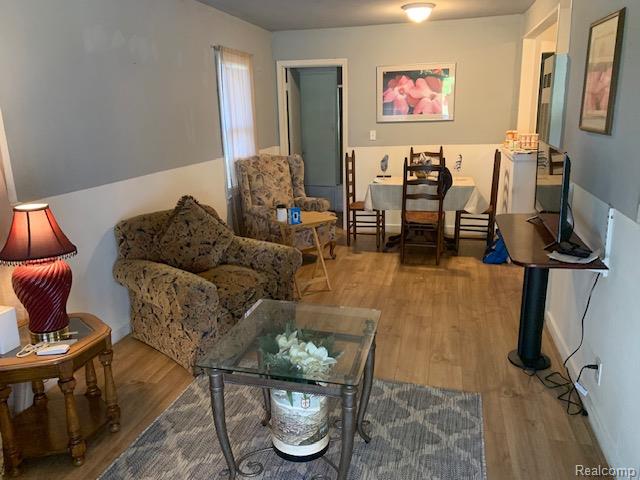405 W Lorado Avenue, Flint, MI 48505 — Photo 2