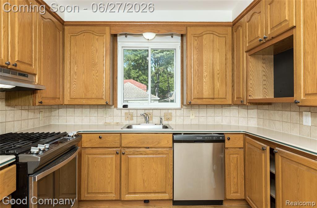 880 Notre Dame Street, Grosse Pointe, MI 48230 — Photo 11