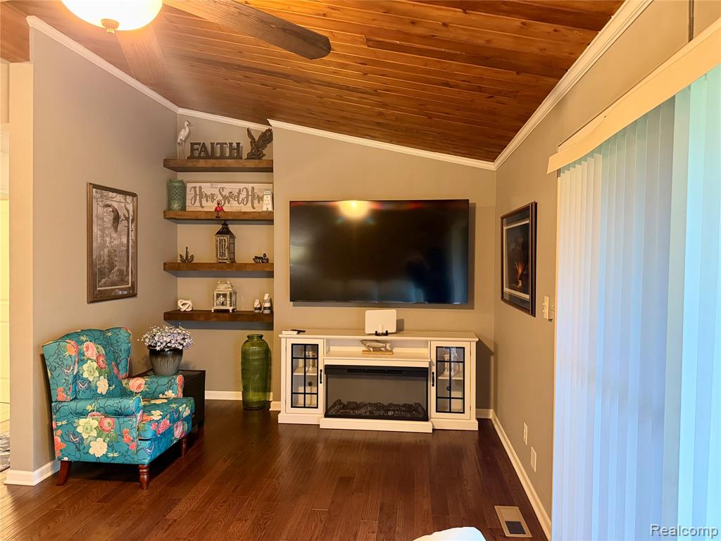 29589 Jefferson Avenue, 15, Gibraltar, MI — Photo 12