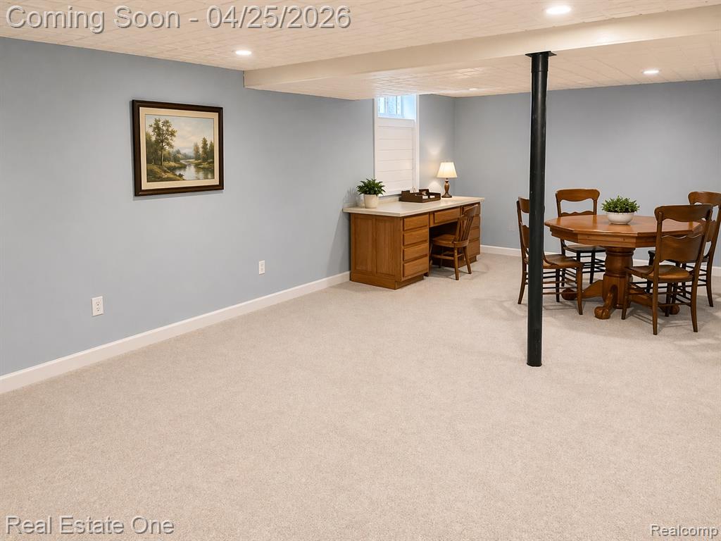 37917 Glengrove Drive, Farmington, MI 48331 — Photo 27