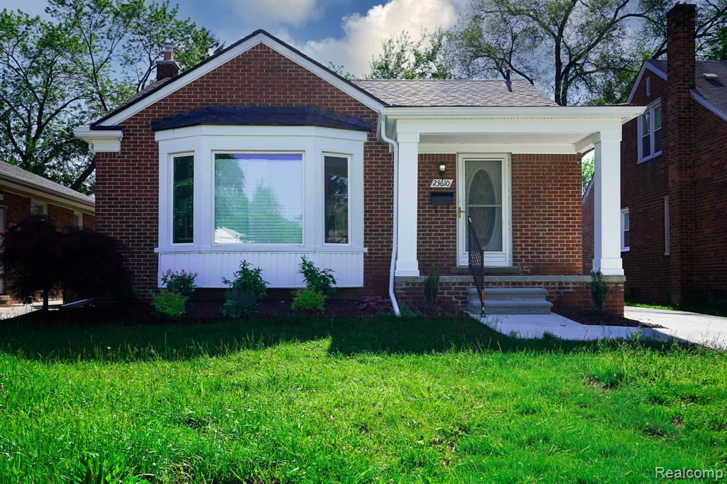 23610 Morton Street, Oak Park, MI 48237 — front exterior