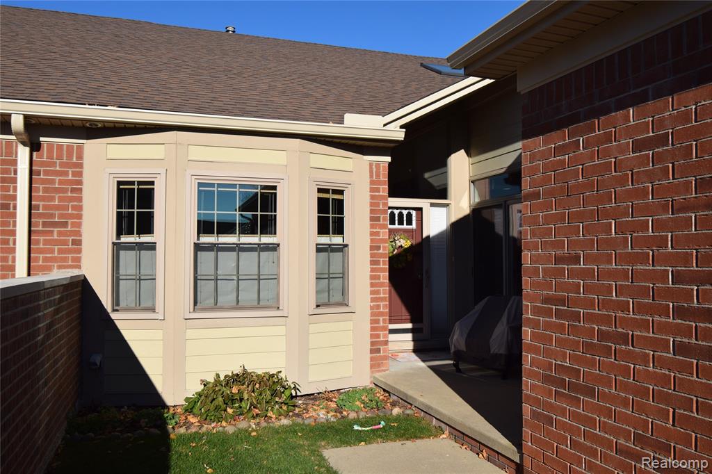 49257 Brodie Court, Macomb, MI 48042 — Photo 27