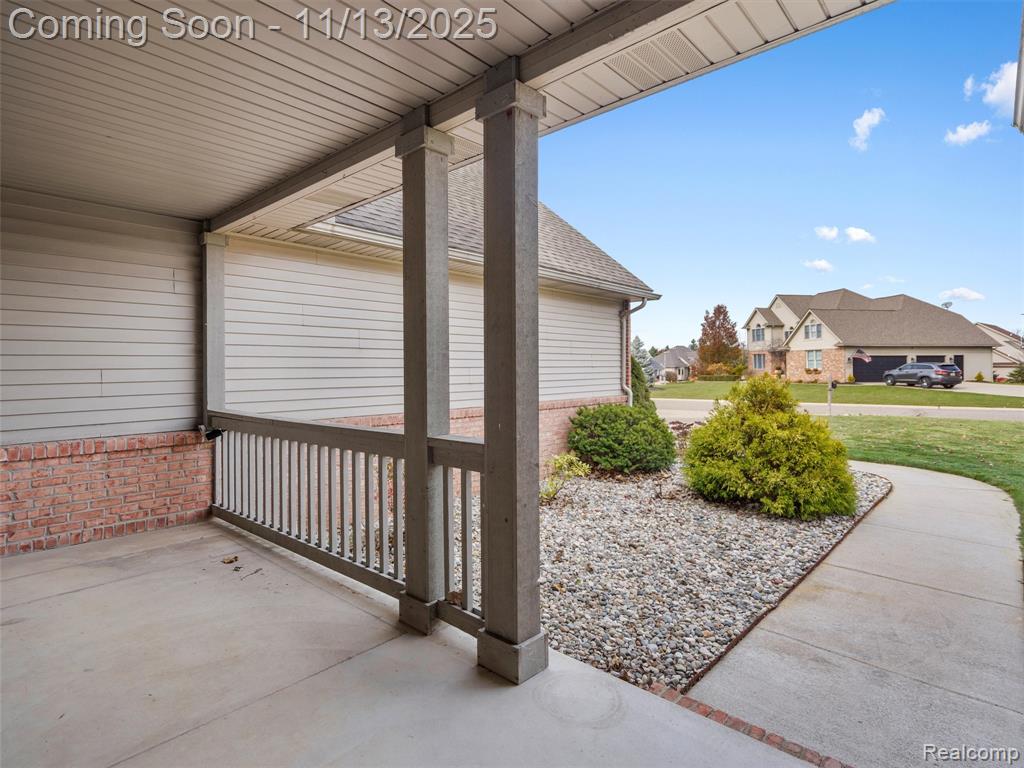 8249 Old Harbor, Grand Blanc, MI 48439 — Photo 46