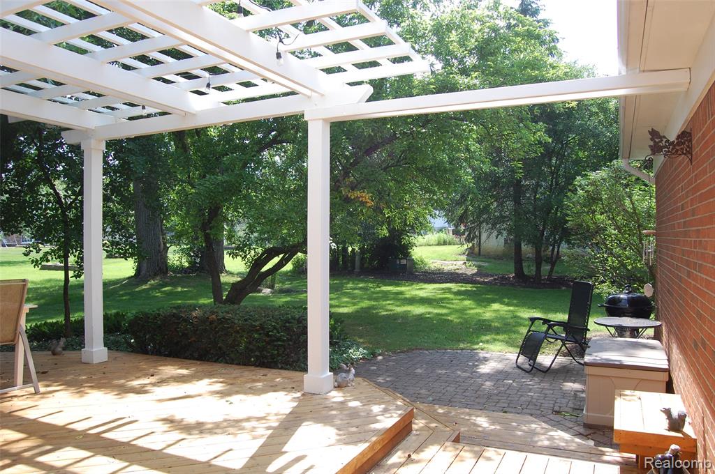6560 Perham Drive, West Bloomfield, MI — Photo 17